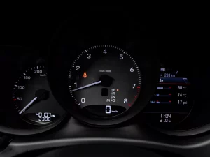 2024 Porsche Macan S — photo 13