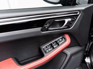 2024 Porsche Macan S — photo 19