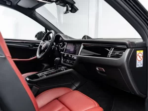 2024 Porsche Macan S — photo 14