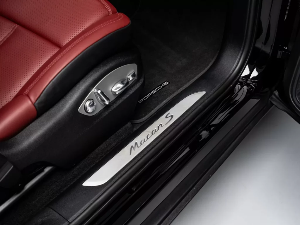 2024 Porsche Macan S — photo 18