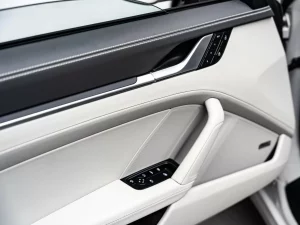 2026 Porsche 911 GTS Cabriolet — photo 10