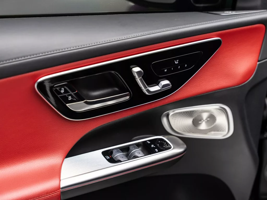 2025 Mercedes-Benz GLC Coupe — photo 8