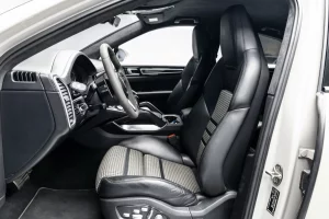 2020 Porsche Cayenne Turbo — photo 9