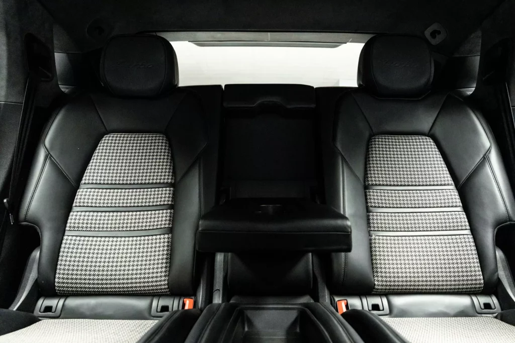 2020 Porsche Cayenne Turbo — photo 16