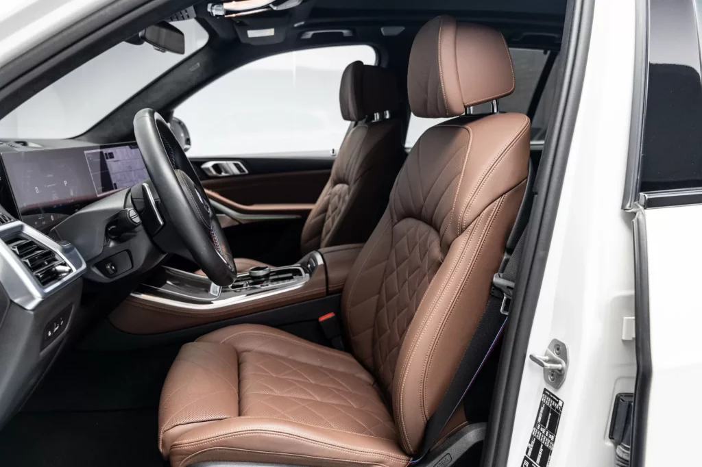 2025 BMW X5 M60i Xdrive — photo 10