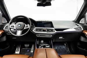 2021 BMW x7 M50I — photo 14