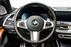 2021 BMW x7 M50I — photo 11