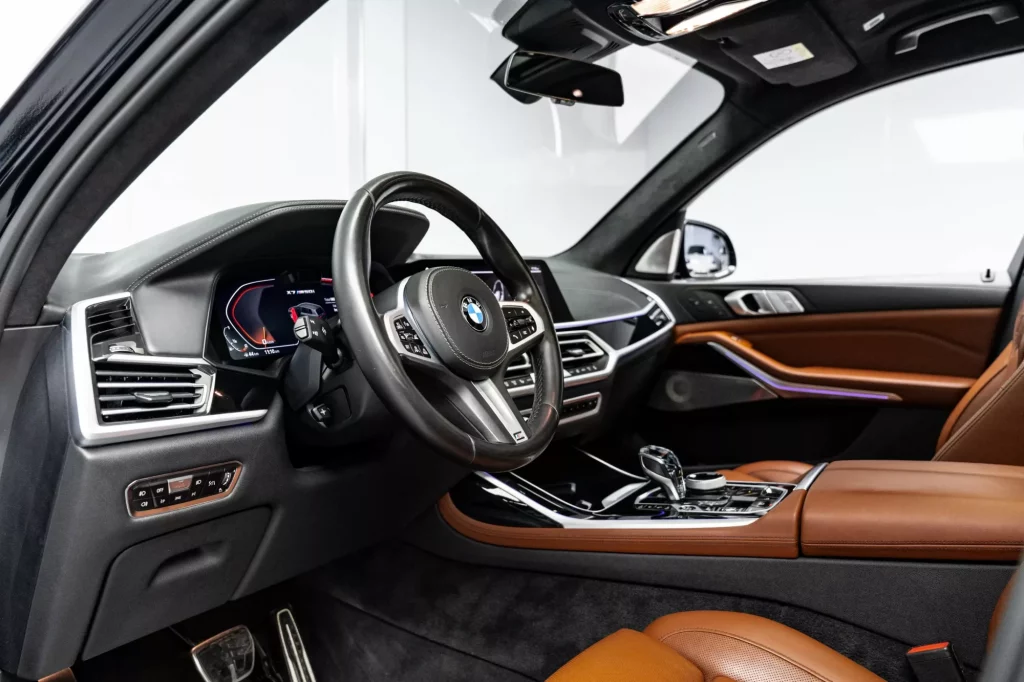 2021 BMW x7 M50I — photo 10