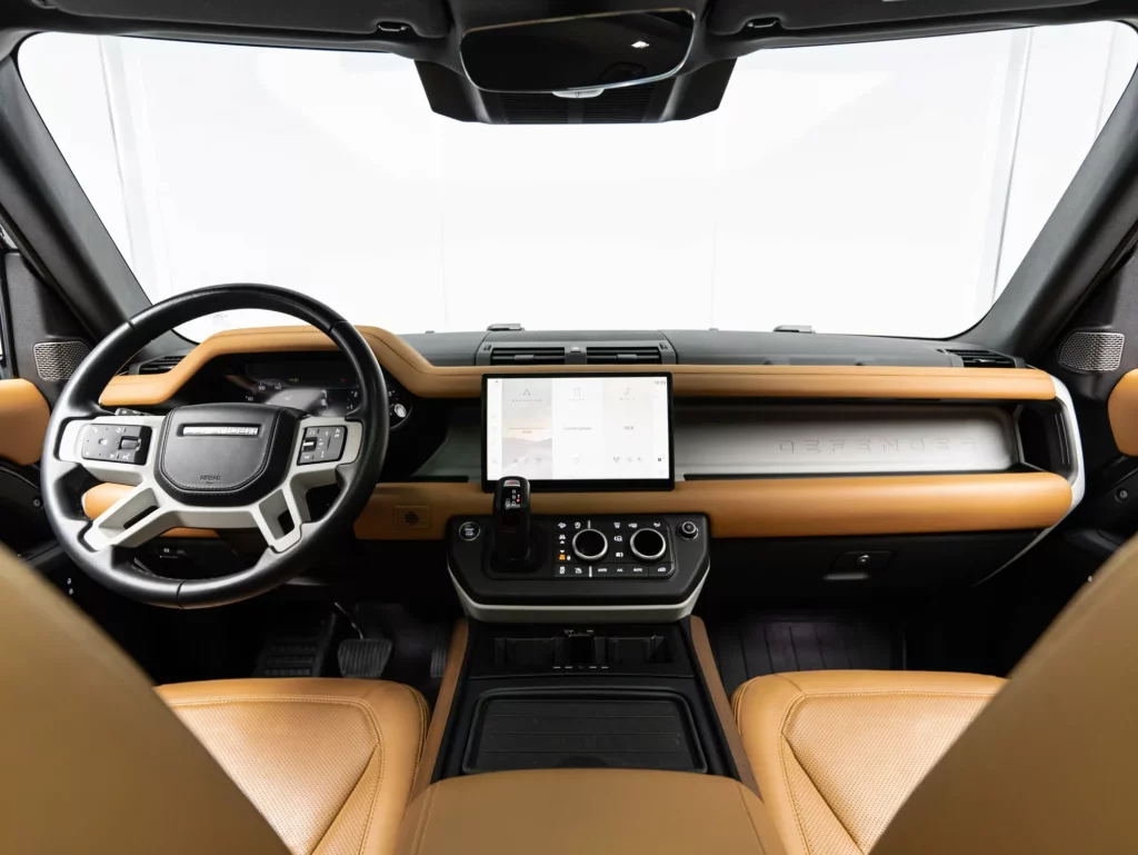 2023 Land Rover Defender 110 S — photo 16