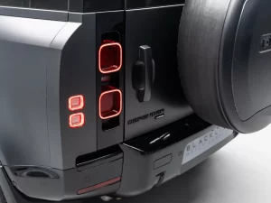 2023 Land Rover Defender 110 S — photo 20
