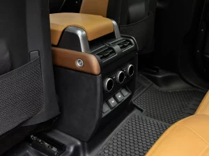 2023 Land Rover Defender 110 S — photo 19