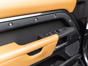 2023 Land Rover Defender 110 S — photo 8