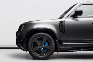 2023 Land Rover Defender 110 S — photo 6
