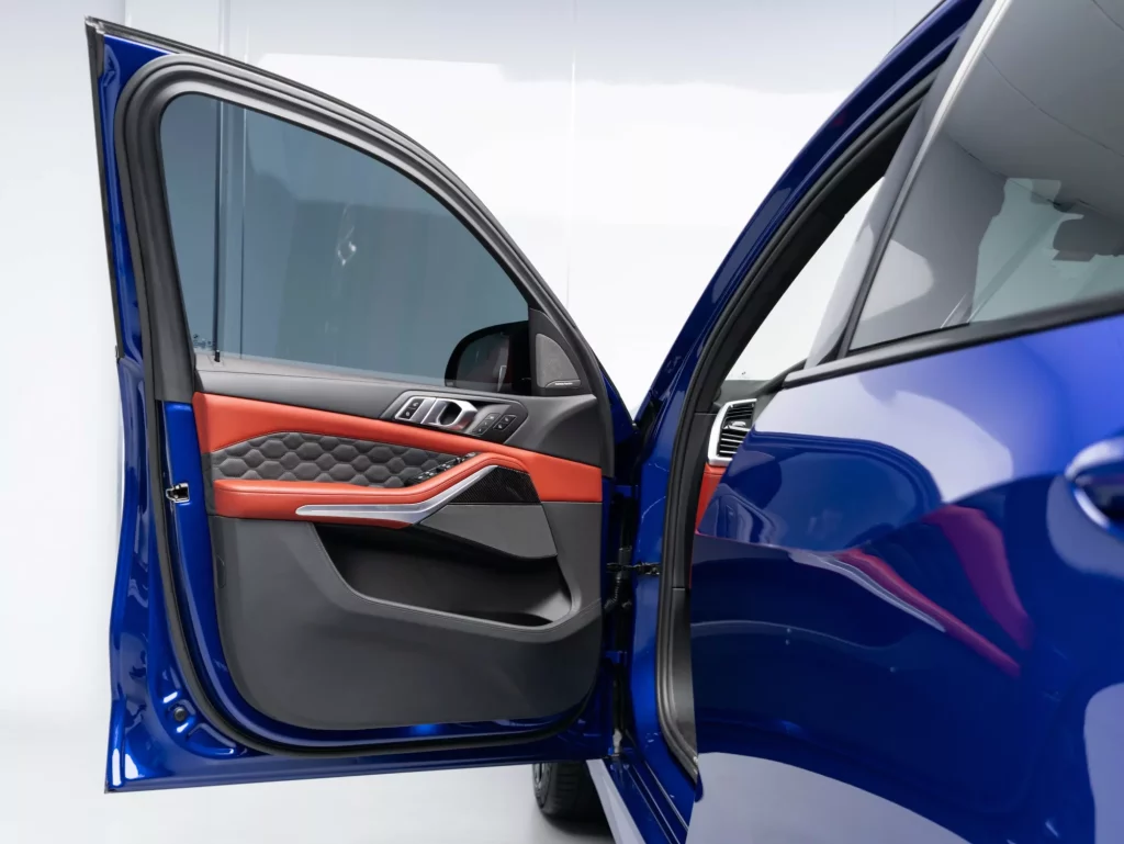 2022 BMW X5M Competition — photo 8