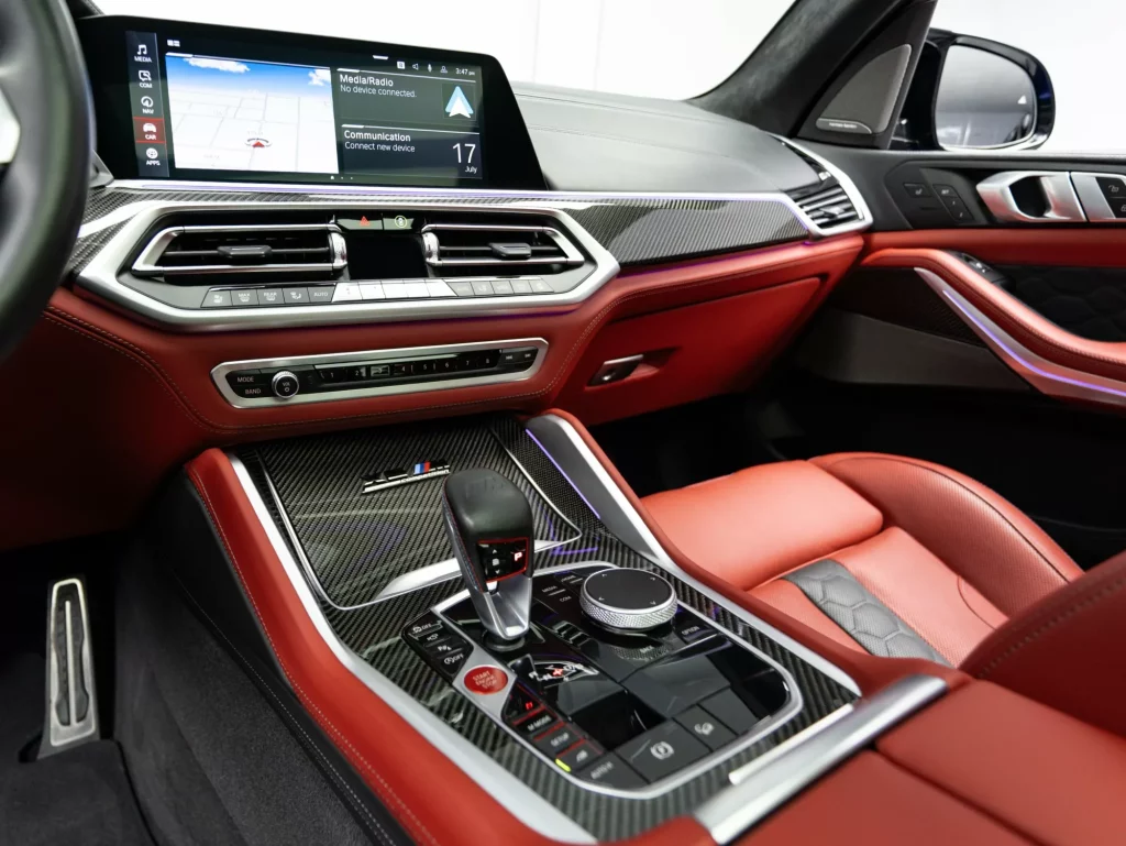 2022 BMW X5M Competition — photo 16
