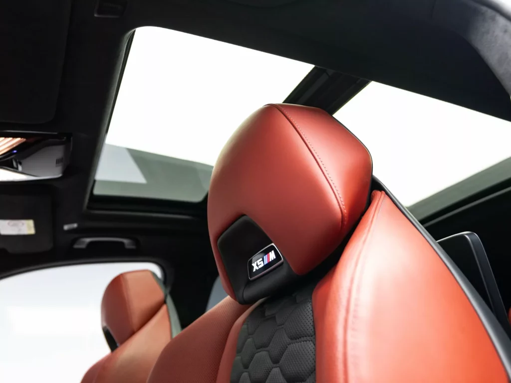 2022 BMW X5M Competition — photo 17