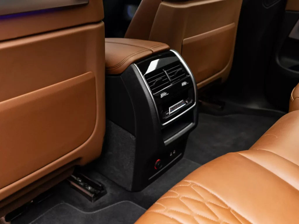 2024 BMW X7 M60i Xdrive — photo 19