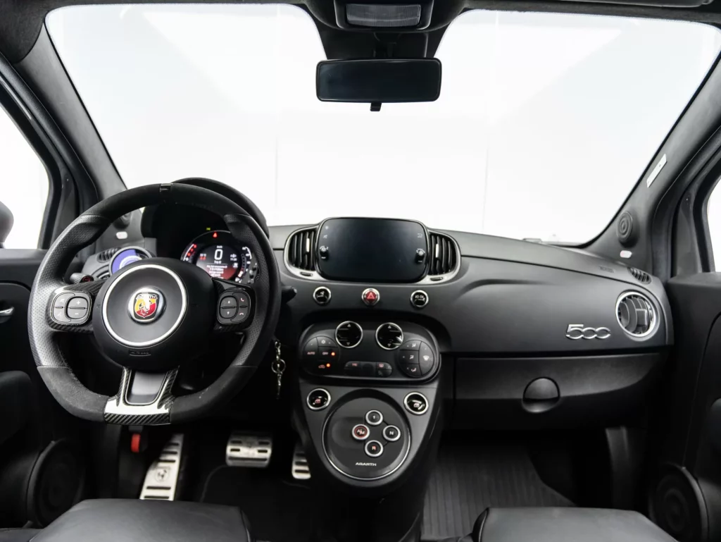 2024 Fiat Abarth 695 Turismo — photo 18
