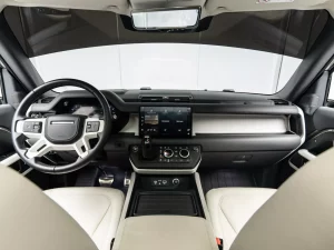 2024 Land Rover Defender 110 P400 HSE — photo 16