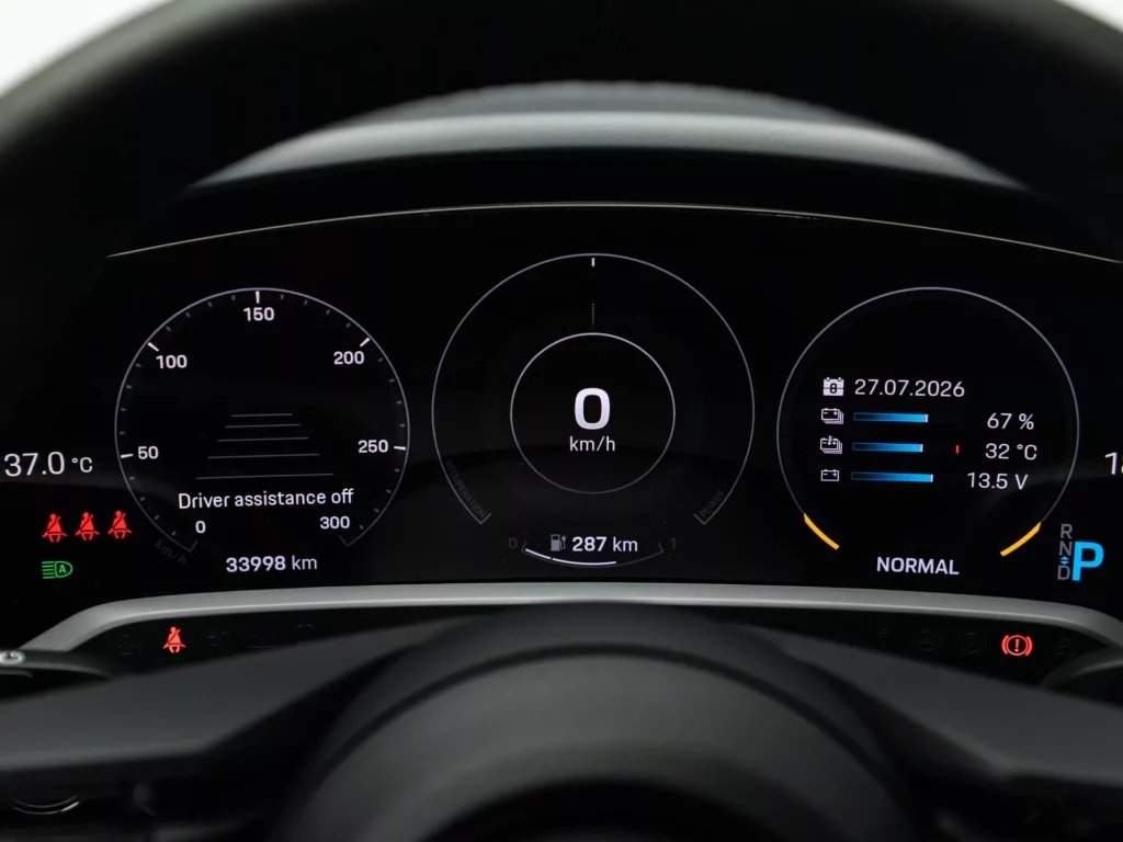 2024 Porsche Taycan GTS — photo 15