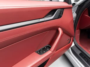 2026 Porsche 911 GTS — photo 9