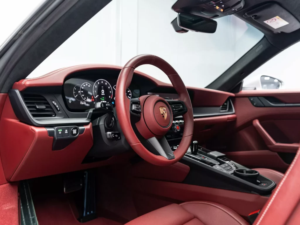 2026 Porsche 911 GTS — photo 13