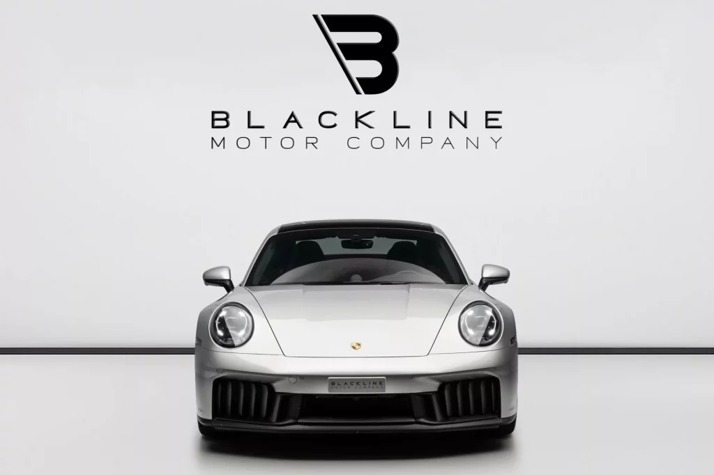 2026 Porsche 911 GTS — photo 2