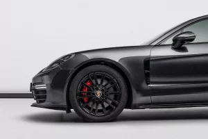 2021 Porsche Panamera GTS — photo 6