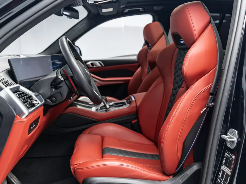 2025 BMW X5M Competition — photo 11
