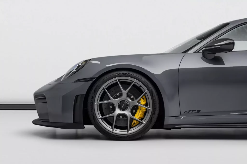 2026 Porsche 911 GT3 — photo 6