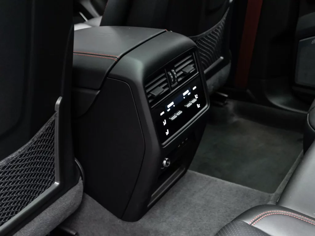 2025 Porsche Cayenne GTS — photo 20