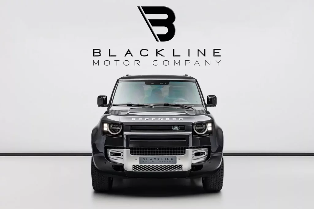 2025 Land Rover Defender 90 P300 S — photo 2