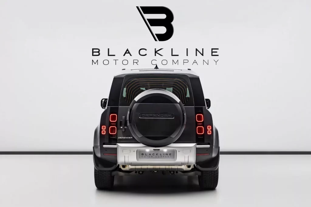 2025 Land Rover Defender 90 P300 S — photo 4