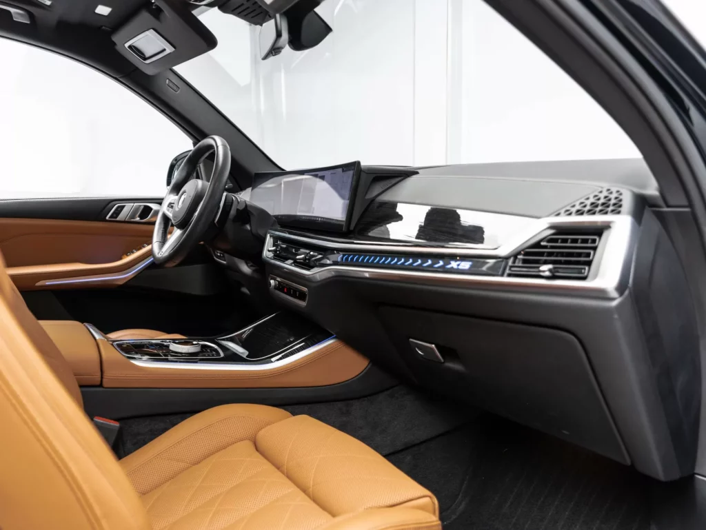 2025 BMW X5 xDrive 40i M Sport Pro — photo 13