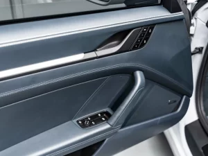 2023 Porsche 911 GTS — photo 8