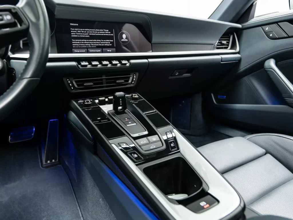 2023 Porsche 911 GTS — photo 16