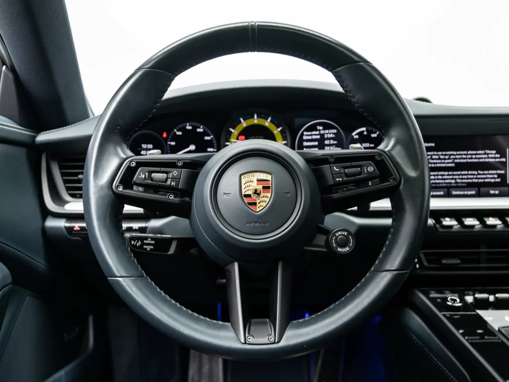 2023 Porsche 911 GTS — photo 11