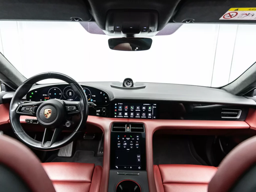2023 Porsche Taycan GTS — photo 16
