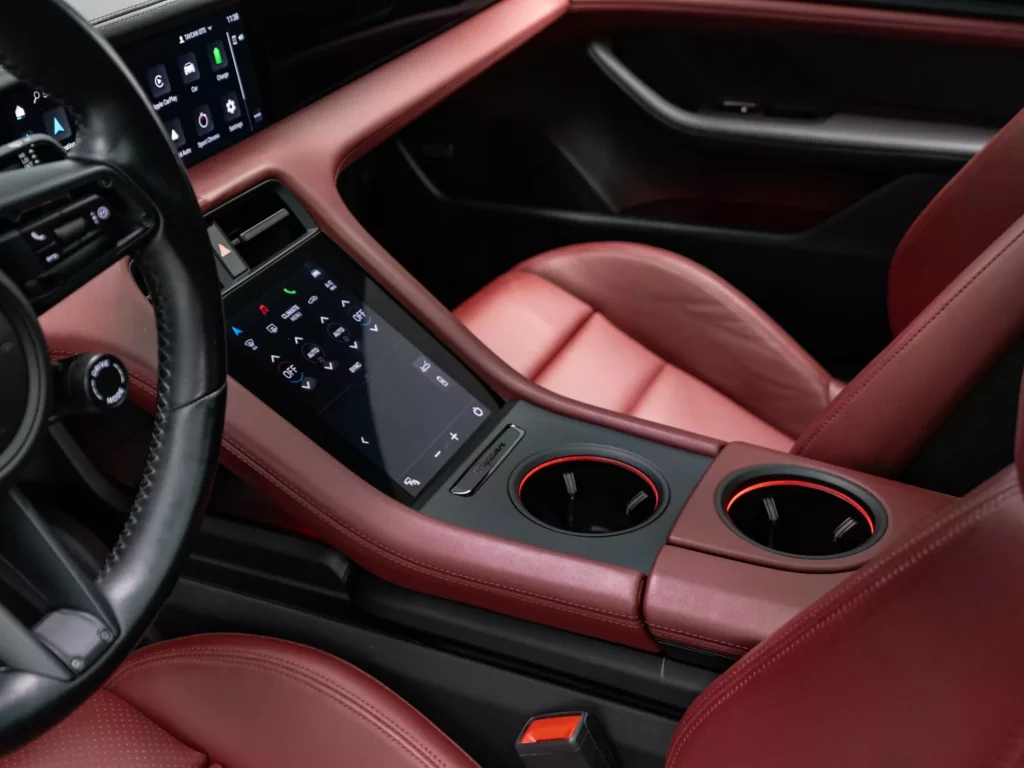 2023 Porsche Taycan GTS — photo 17