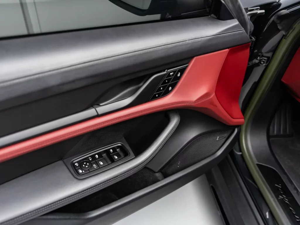 2023 Porsche Taycan GTS — photo 20