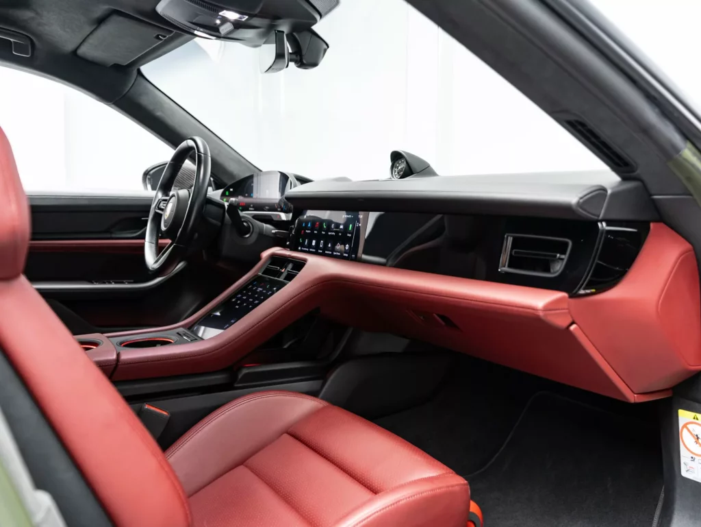 2023 Porsche Taycan GTS — photo 15