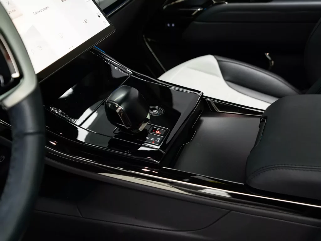 2024 Land Rover Range Rover Sport SV — photo 15