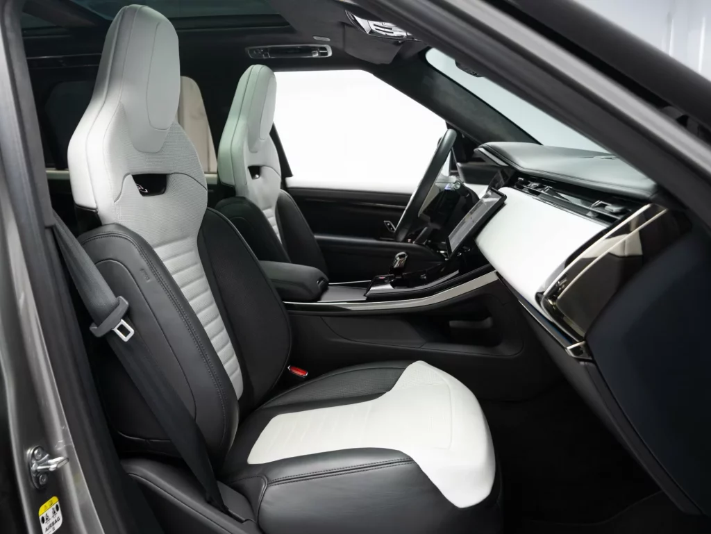 2024 Land Rover Range Rover Sport SV — photo 9
