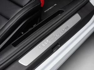 2025 Porsche 911 Carrera — photo 9
