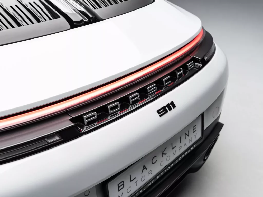 2025 Porsche 911 Carrera — photo 20