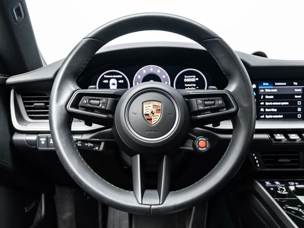 2025 Porsche 911 Carrera — photo 12
