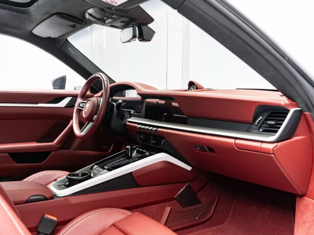 2025 Porsche 911 Carrera GTS — photo 14