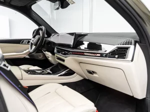 2025 BMW X7 M60i — photo 14