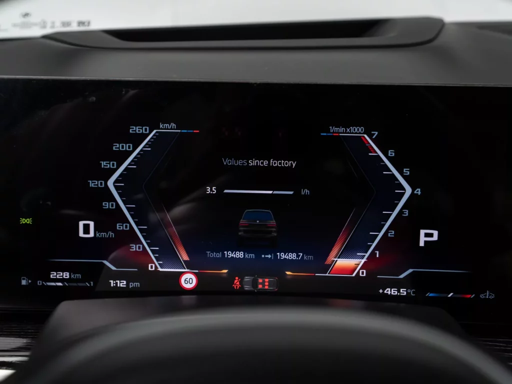 2025 BMW X7 M60i — photo 13