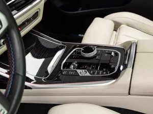 2025 BMW X7 M60i — photo 15
